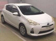 2013 Toyota AQUA