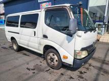 2011 Hino Dutro