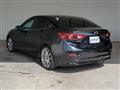 2016 Mazda Axela