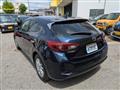 2016 Mazda Axela