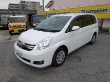 2013 Toyota Isis