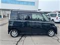 2013 Nissan ROOX