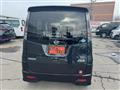 2013 Nissan ROOX