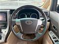 2013 Toyota Alphard Hybrid