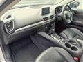 2014 Mazda Axela