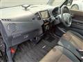 2013 Nissan ROOX