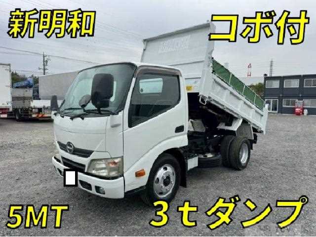 2012 Hino Dutro