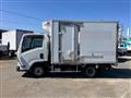 2017 Isuzu Elf Truck