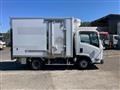 2017 Isuzu Elf Truck