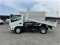 2013 Hino Dutro