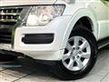 2016 Mitsubishi Pajero