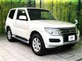 2016 Mitsubishi Pajero