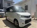 2010 Nissan ROOX