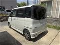 2010 Nissan ROOX