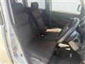 2010 Nissan ROOX