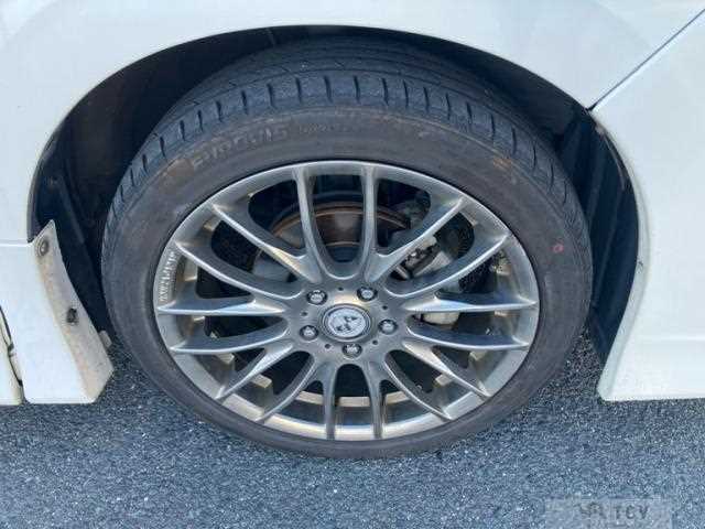 2014 Toyota Voxy