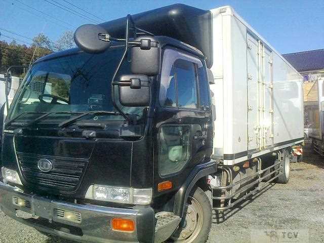 2003 Nissan Condor
