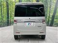 2010 Daihatsu Tanto