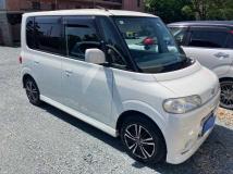 2004 Daihatsu Tanto