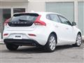 2017 Volvo V40