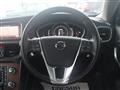 2017 Volvo V40