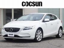 2017 Volvo V40
