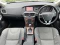 2017 Volvo V40