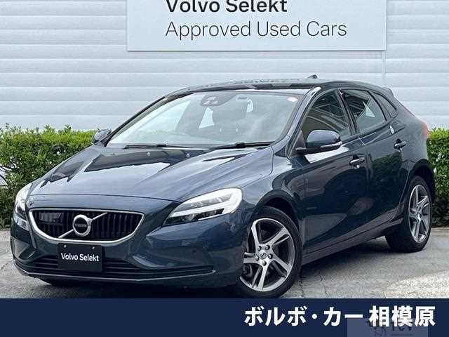 2017 Volvo V40