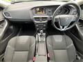 2017 Volvo V40