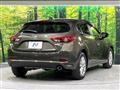2017 Mazda Axela