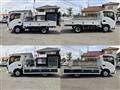 2025 Isuzu Elf Truck