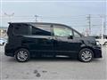 2010 Toyota Voxy