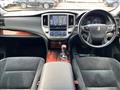 2015 Toyota Crown Hybrid