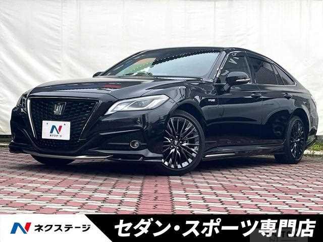 2020 Toyota Crown Hybrid