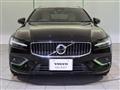 2025 Volvo V60