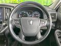 2016 Toyota Crown Hybrid