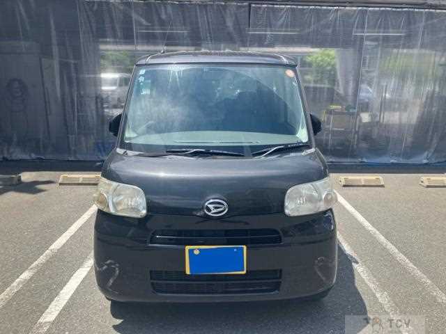 2011 Daihatsu Tanto