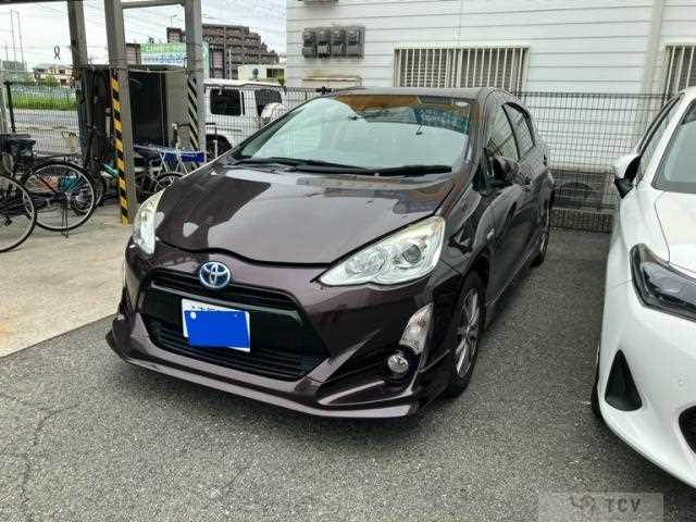2016 Toyota AQUA