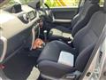 2005 Toyota IST