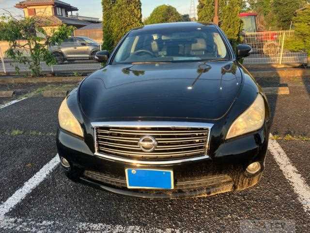 2011 Nissan Fuga
