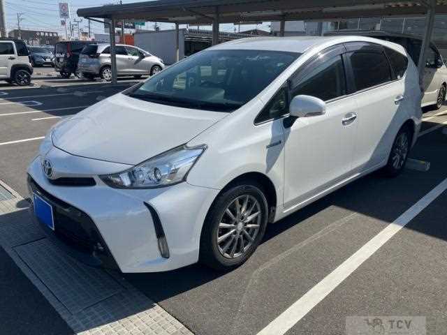 2015 Toyota PRIUS α