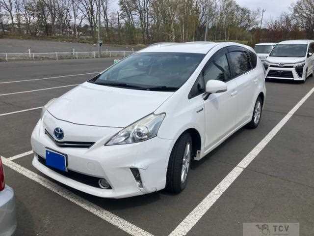 2011 Toyota PRIUS α