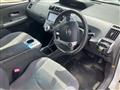 2011 Toyota PRIUS α