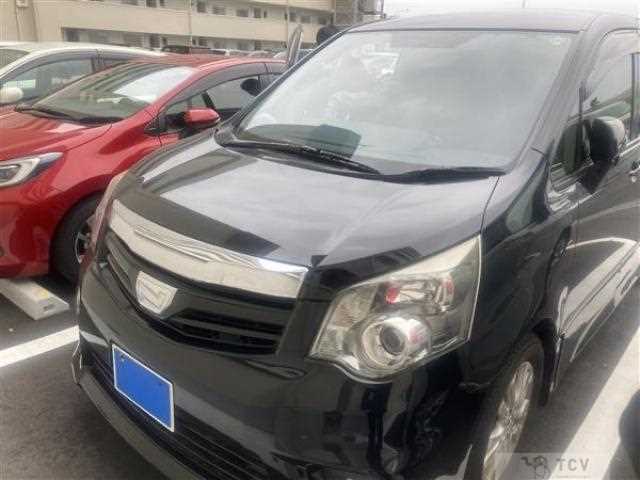 2013 Toyota Noah