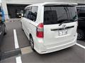2008 Toyota Noah