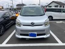 2008 Toyota Voxy