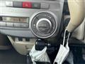 2012 Daihatsu Tanto