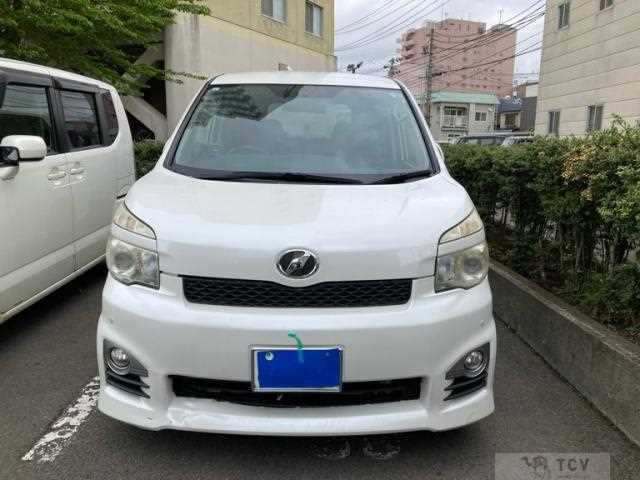 2013 Toyota Voxy
