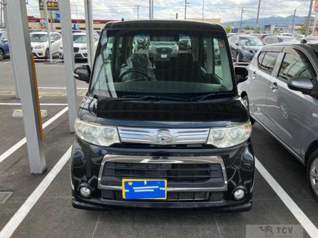 2011 Daihatsu Tanto