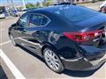 2016 Mazda Axela